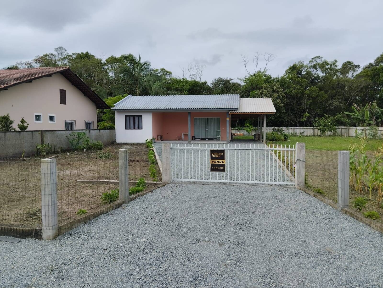Chácara à venda com 2 quartos, 105m² - Foto 1