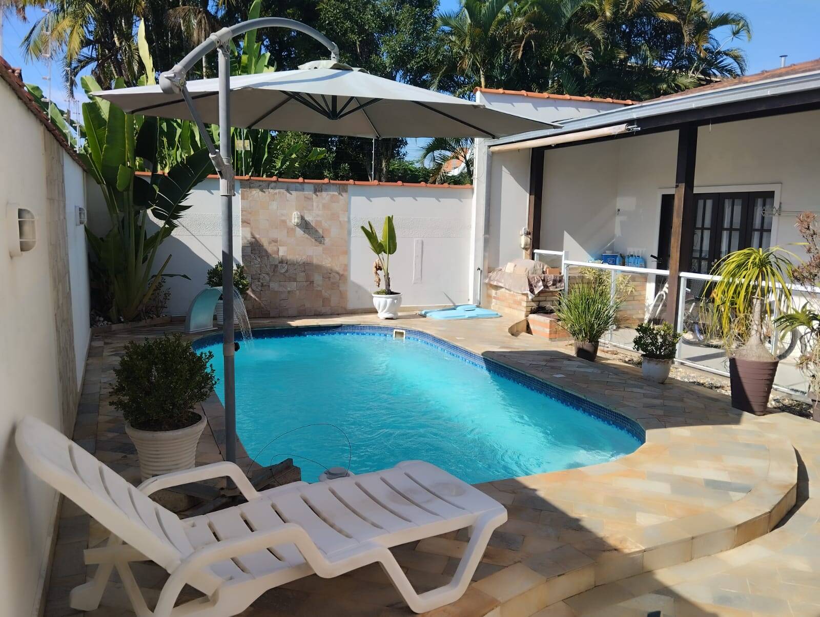Casa à venda com 4 quartos, 250m² - Foto 11