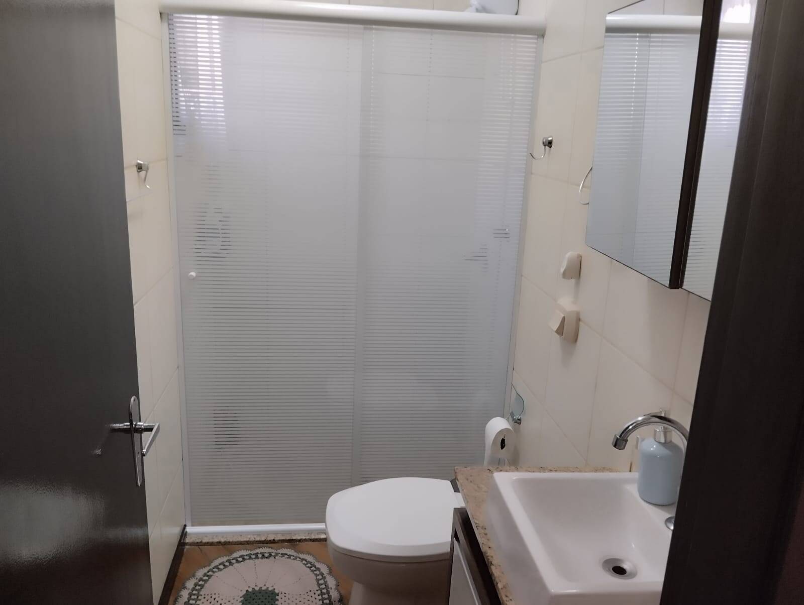 Casa à venda com 4 quartos, 250m² - Foto 36