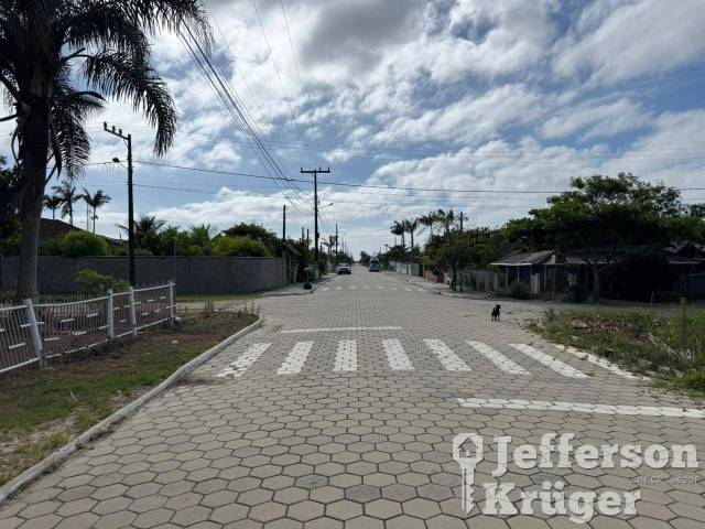 Casa para Venda em Balneário Barra do Sul - 2