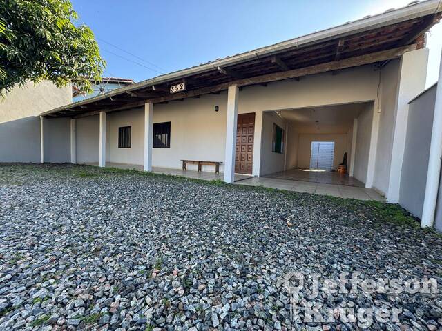 #110 - Casa para Venda em Balneário Barra do Sul - SC - 2
